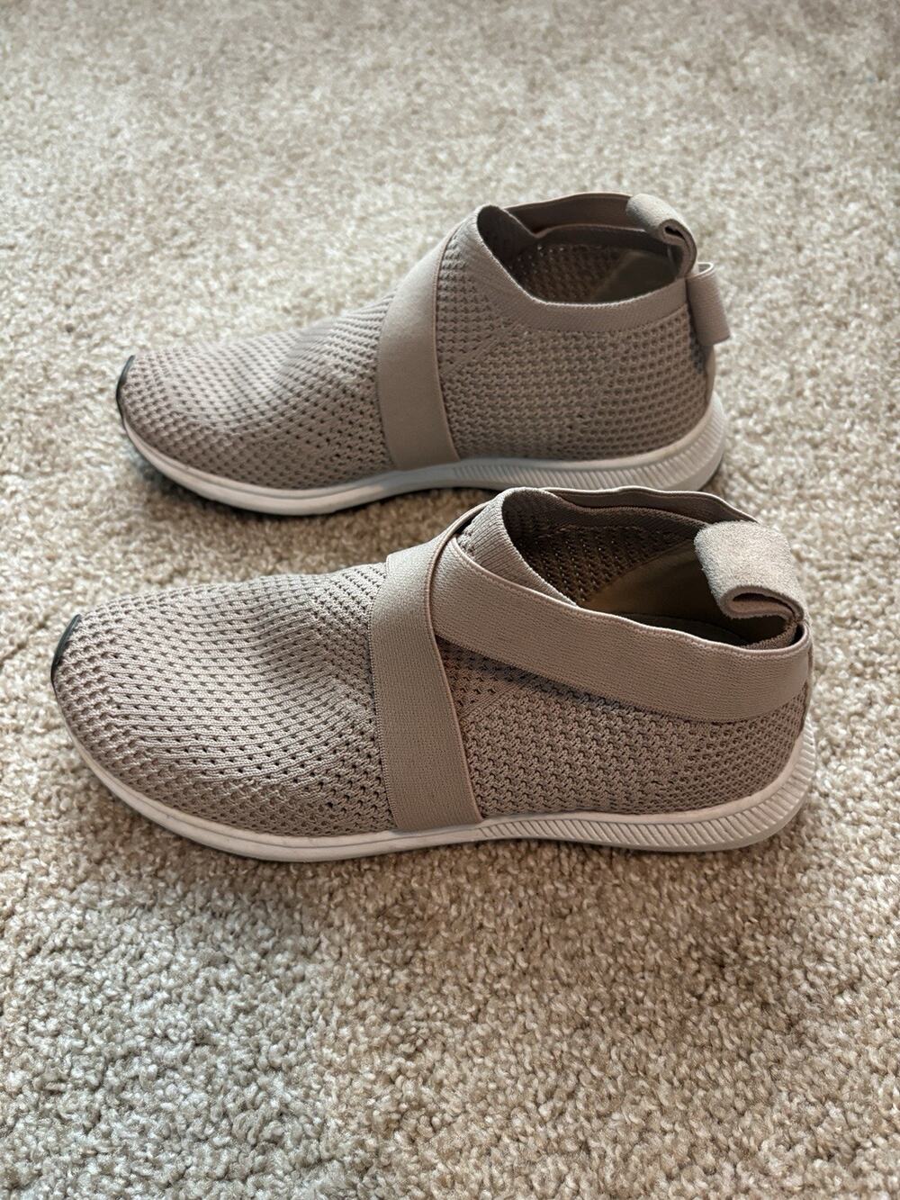Eileen Fisher Xanady Stretch Knit Slip-On Sneakers Shoes Womens Sz 6 Neutral